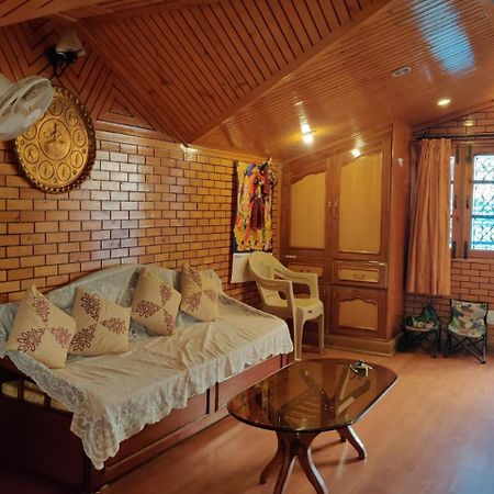 Mehdudia Guest House Шимла Екстериор снимка