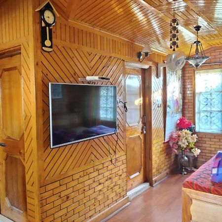 Mehdudia Guest House Шимла Екстериор снимка