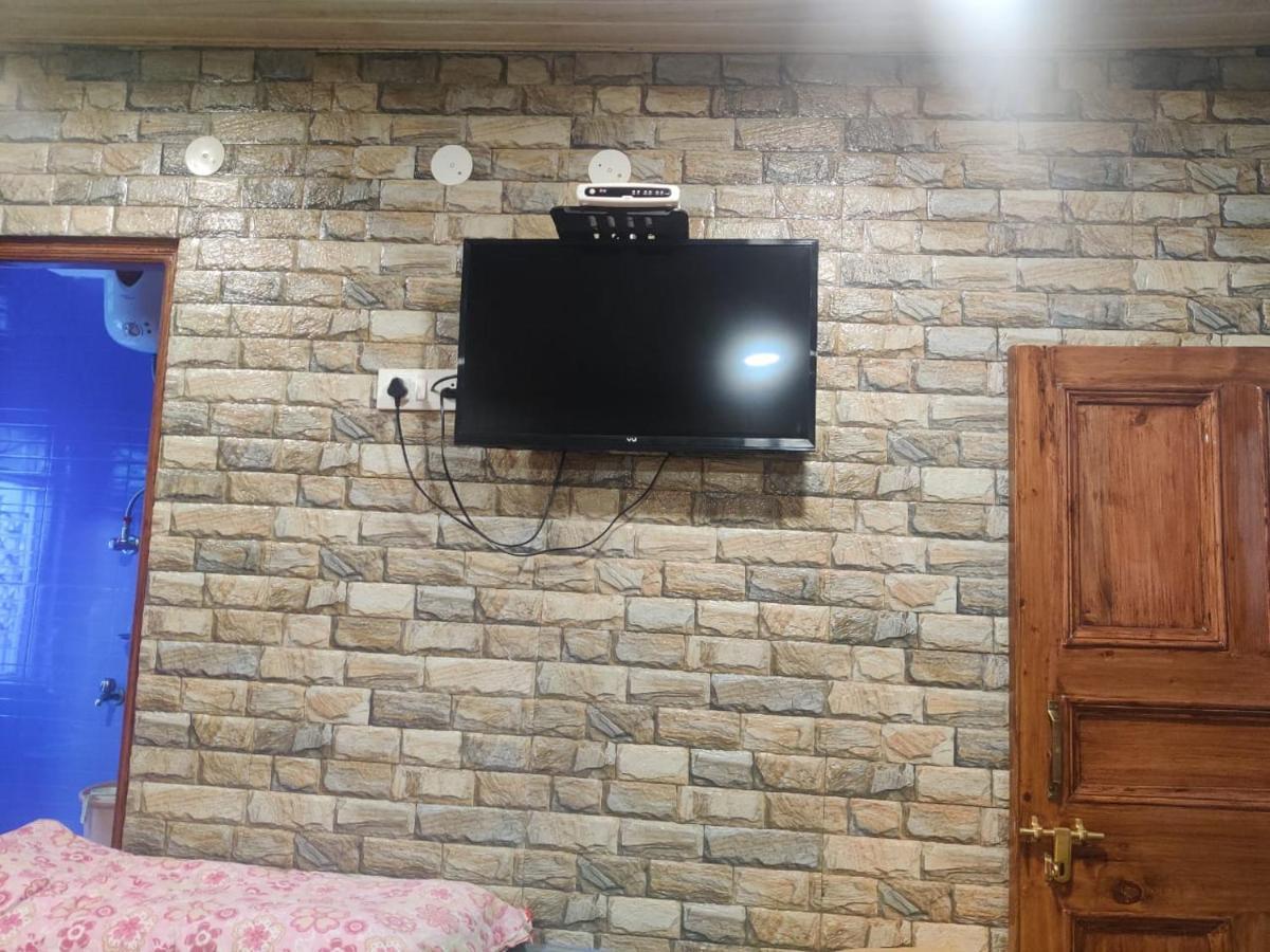 Mehdudia Guest House Шимла Екстериор снимка