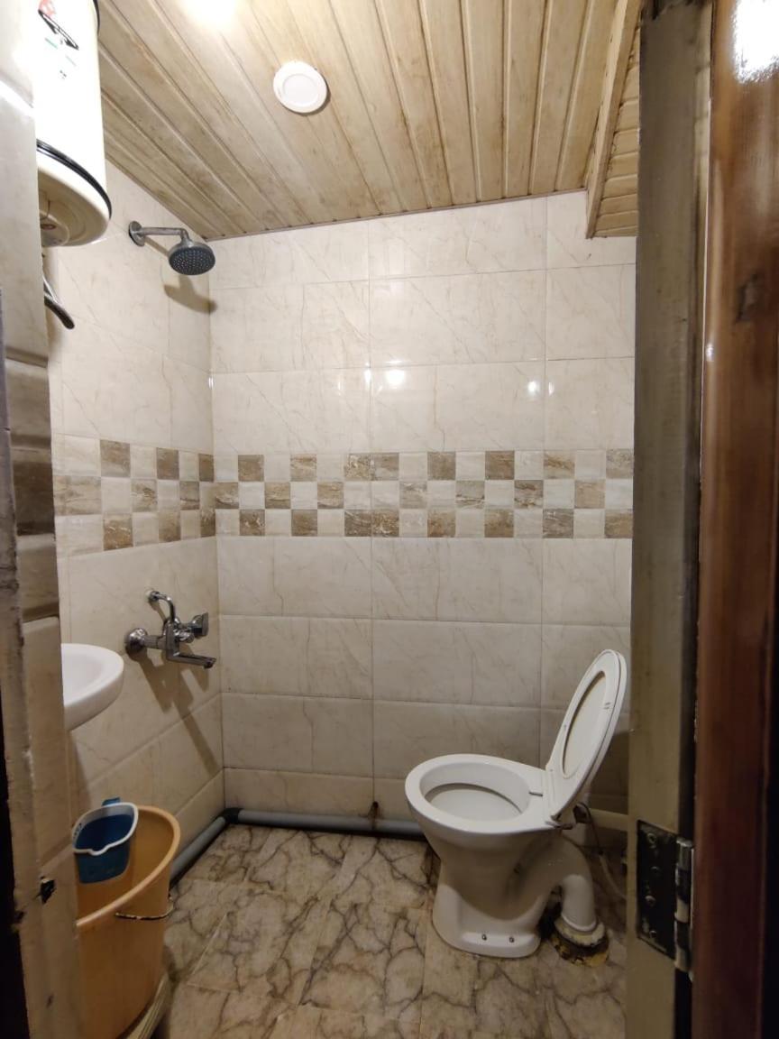 Mehdudia Guest House Шимла Екстериор снимка